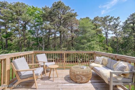 107 Melanie Way Manahawkin NJ 08050