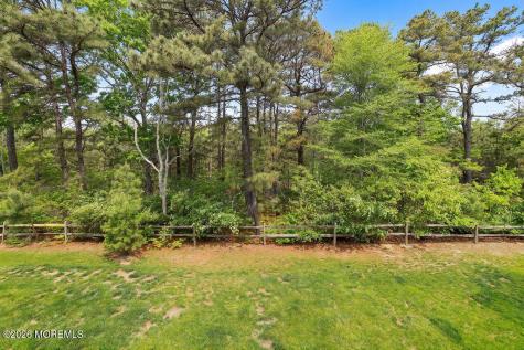 107 Melanie Way Manahawkin NJ 08050