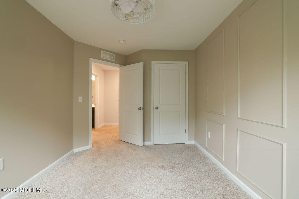 107 Melanie Way Manahawkin NJ 08050