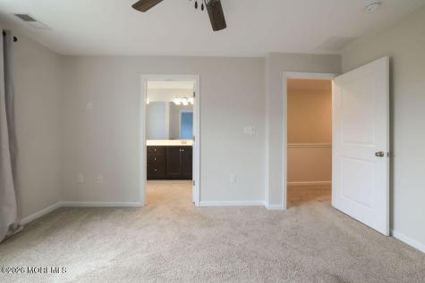 107 Melanie Way Manahawkin NJ 08050