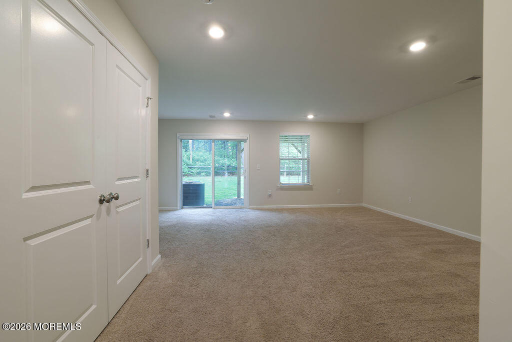 107 Melanie Way Manahawkin NJ 08050