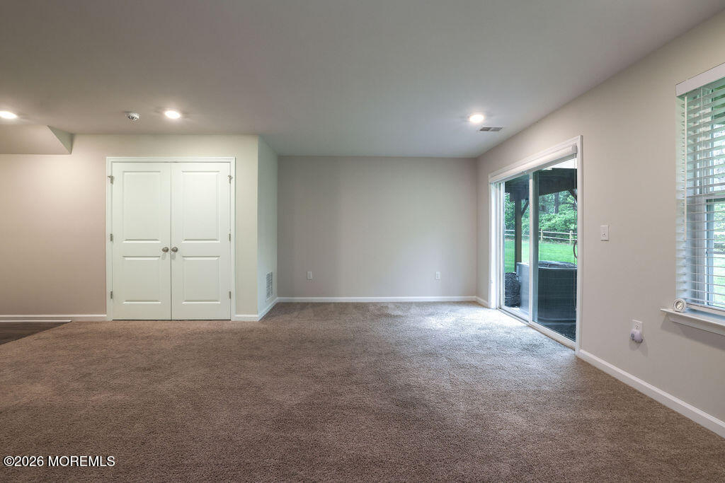 107 Melanie Way Manahawkin NJ 08050