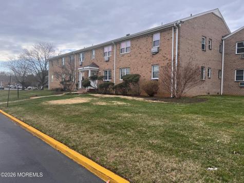 16 Manchester Court Freehold NJ 07728