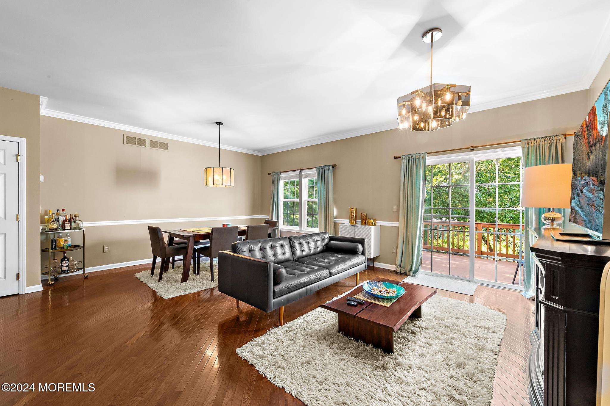 5 Ocean Breeze Court Manahawkin NJ 08050