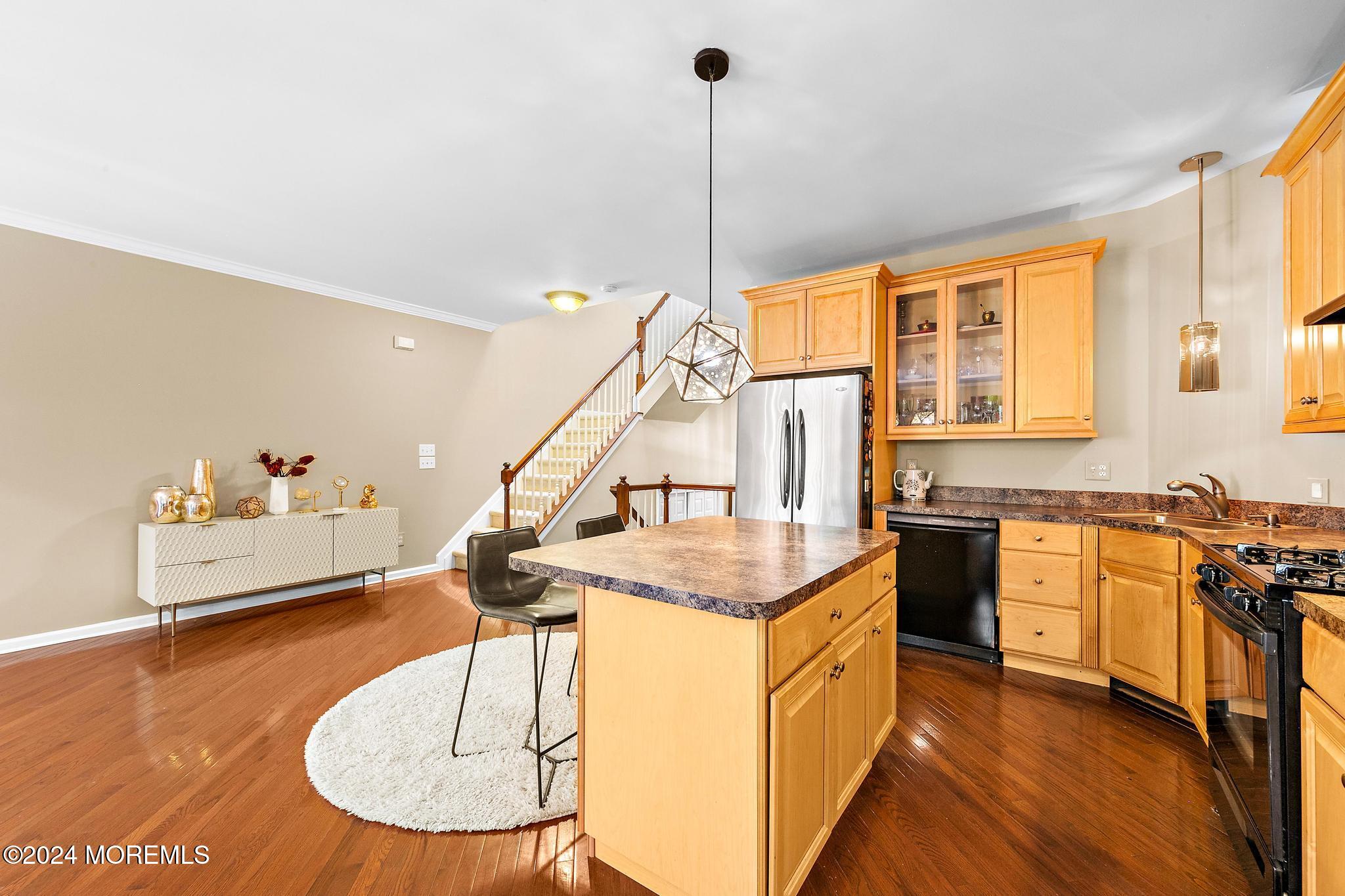 5 Ocean Breeze Court Manahawkin NJ 08050
