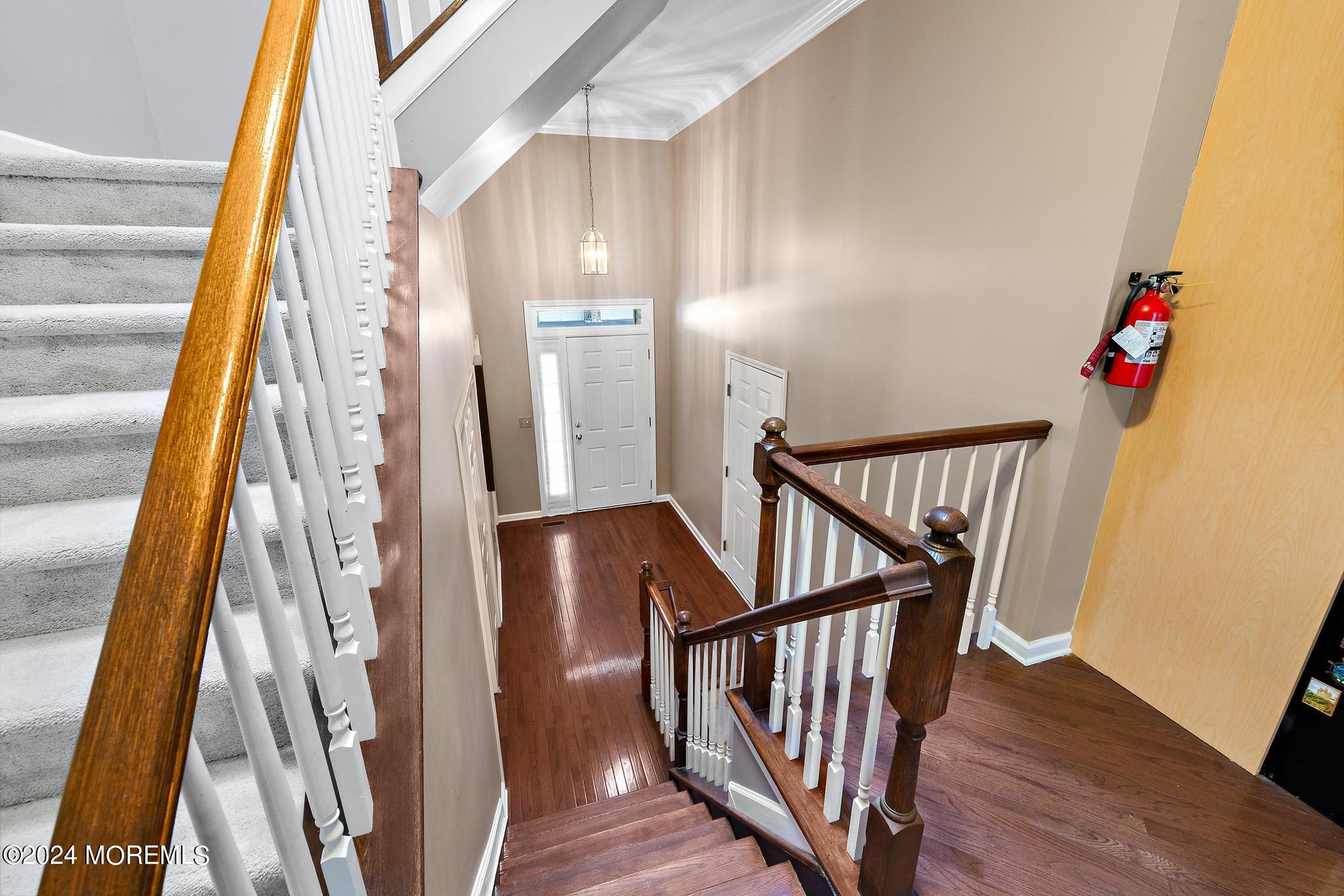 5 Ocean Breeze Court Manahawkin NJ 08050