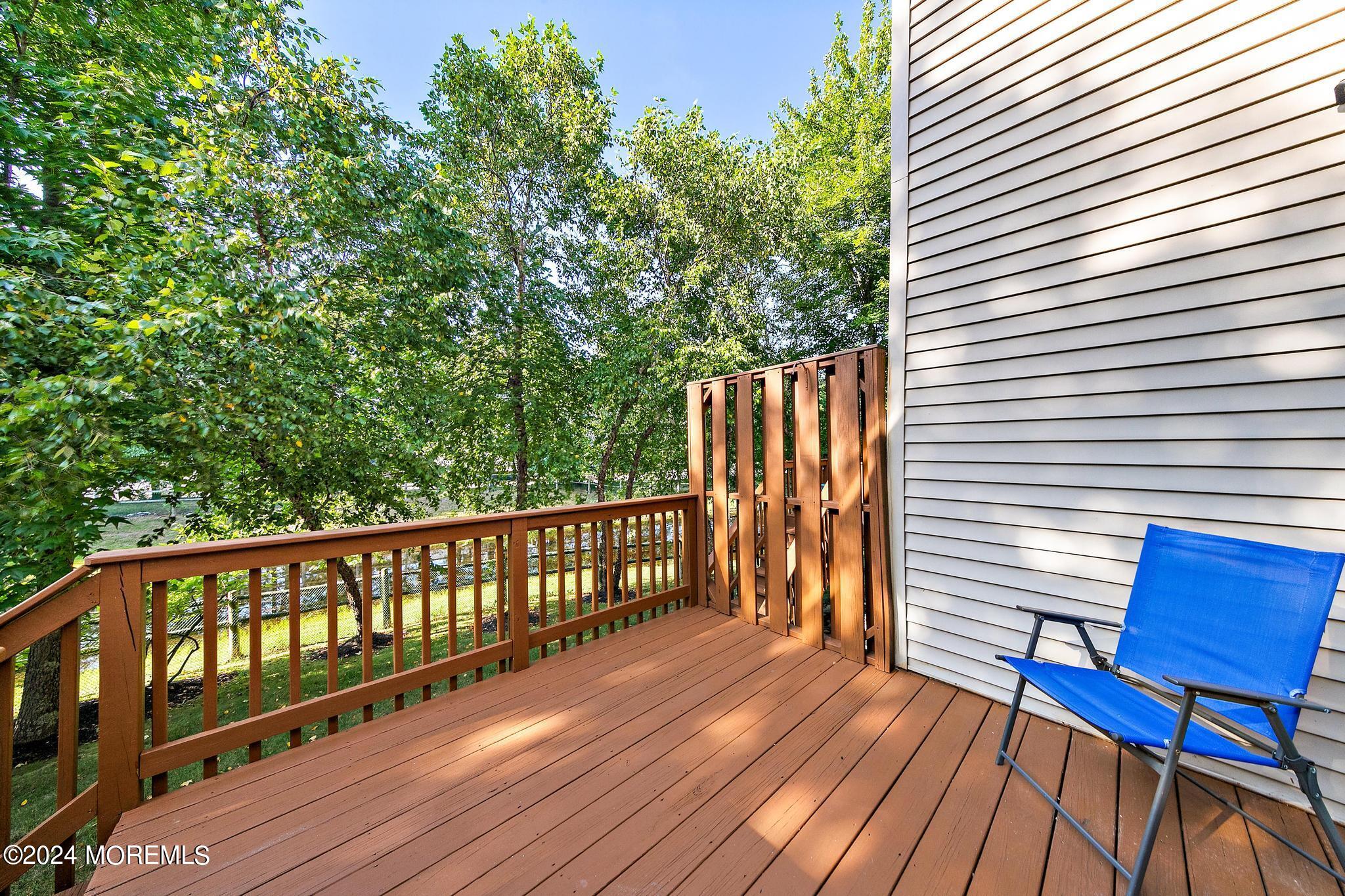 5 Ocean Breeze Court Manahawkin NJ 08050