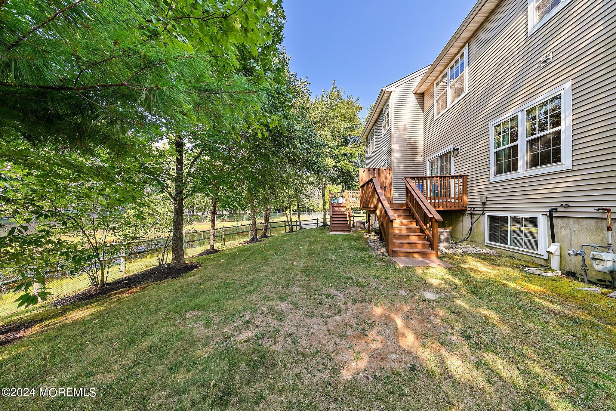 5 Ocean Breeze Court Manahawkin NJ 08050