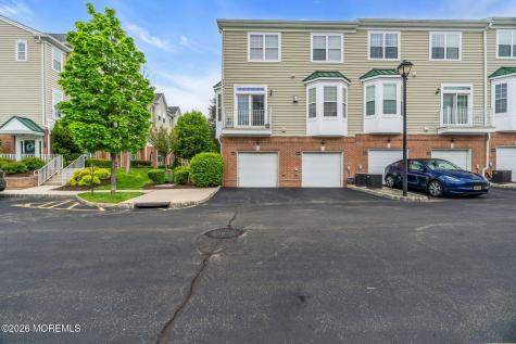 1002 Cunningham Court Belleville NJ 07109