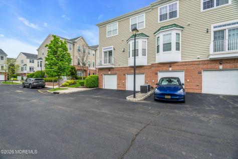 1002 Cunningham Court Belleville NJ 07109