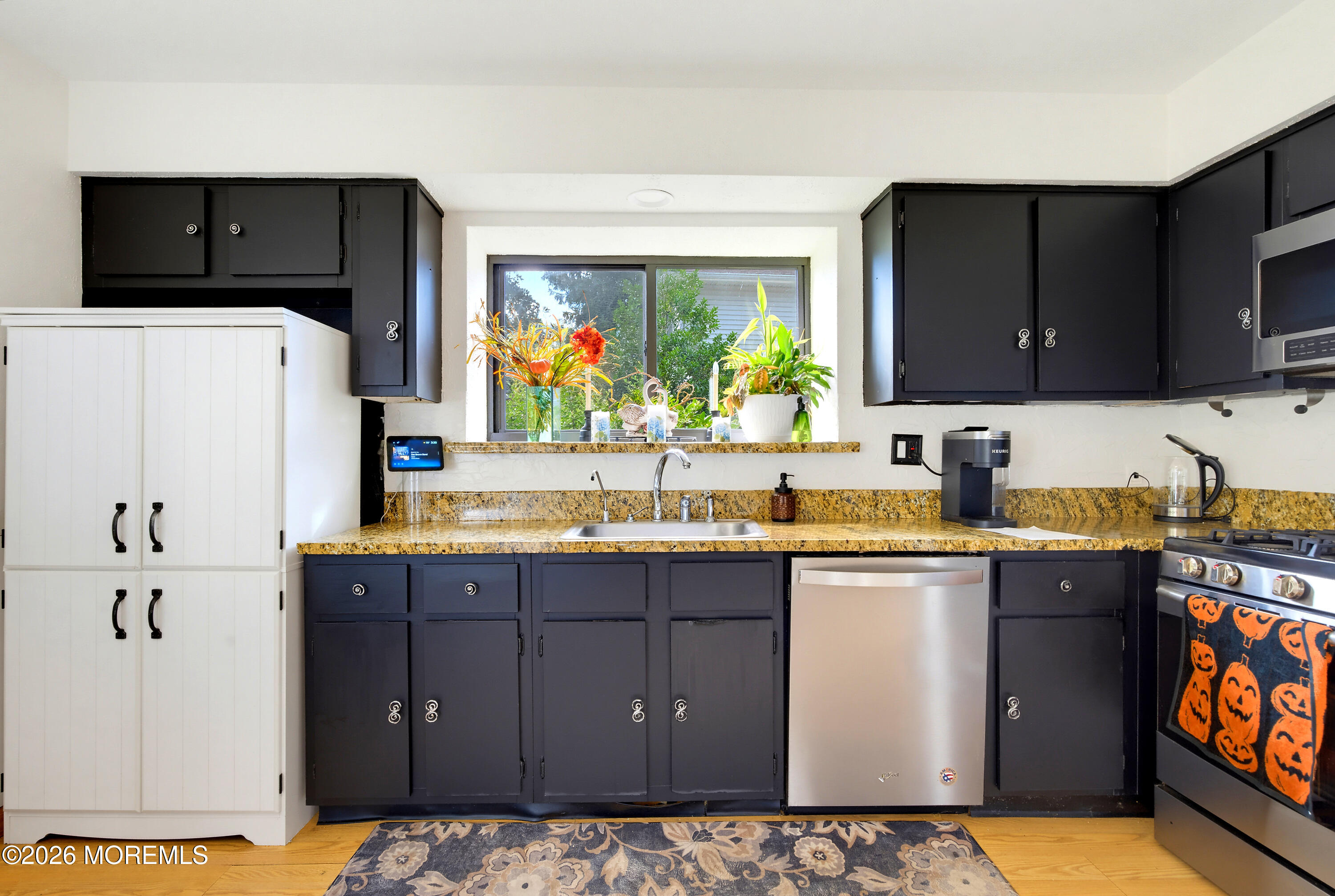 14 Oxford Lane Middletown NJ 07748