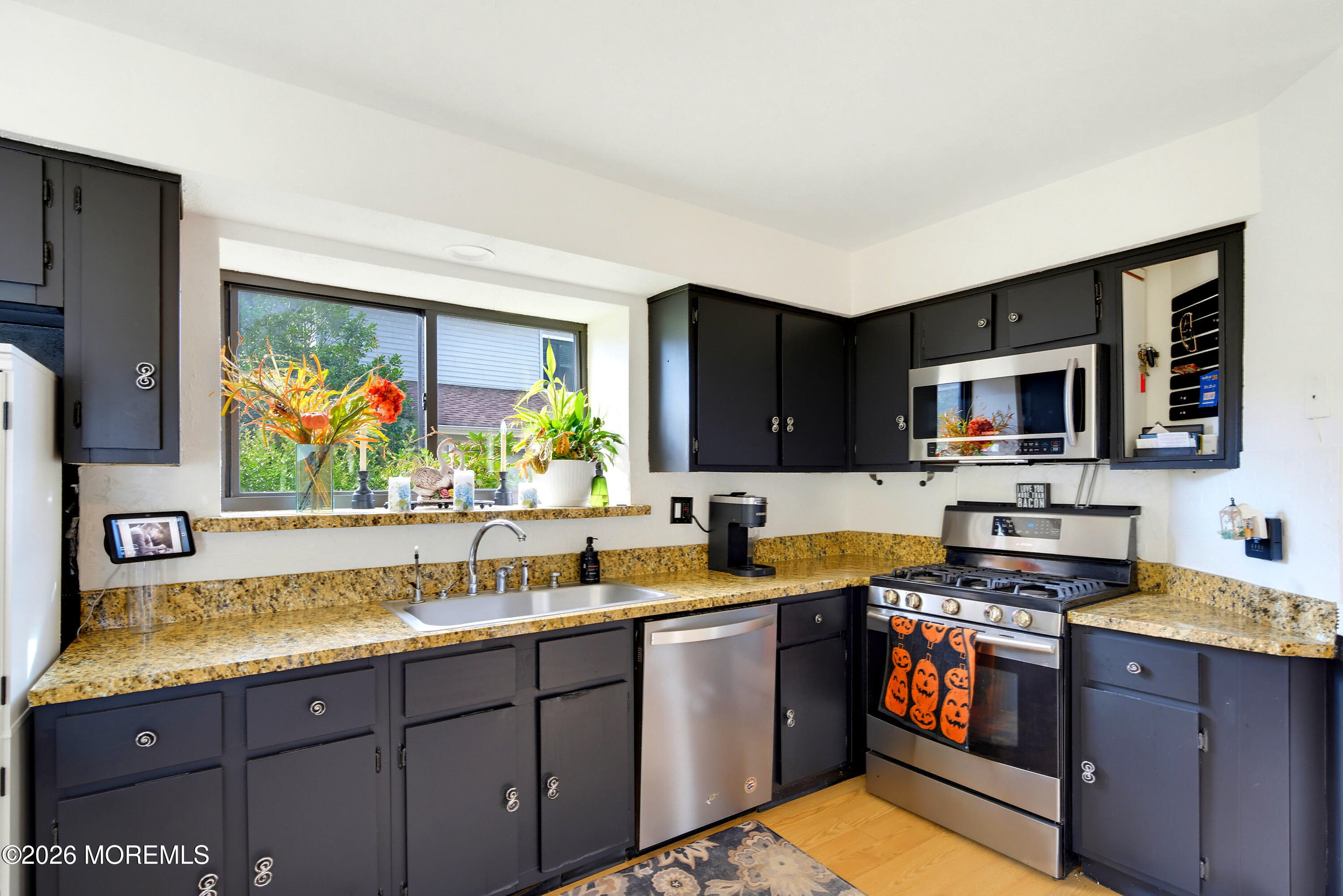 14 Oxford Lane Middletown NJ 07748