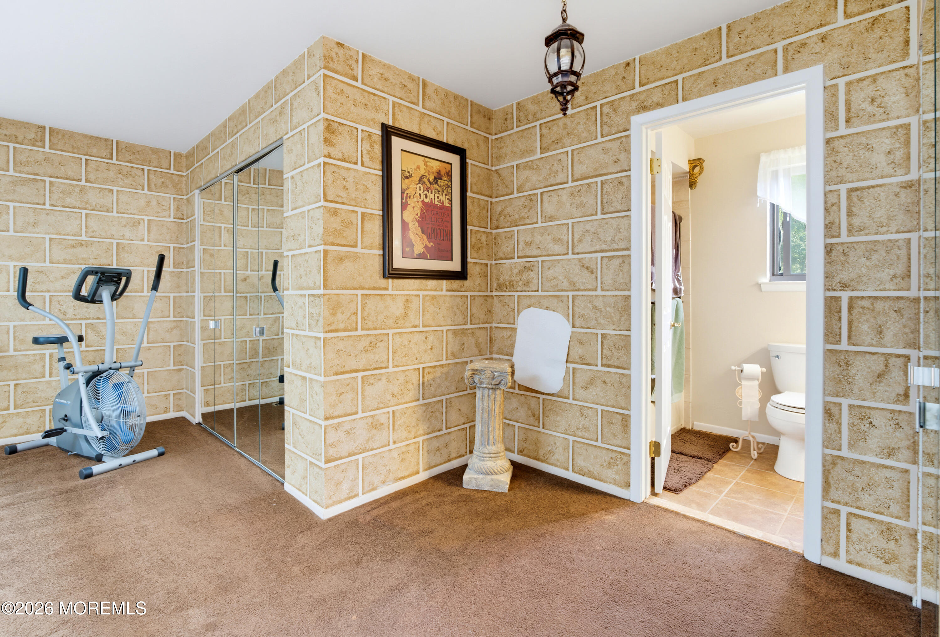 14 Oxford Lane Middletown NJ 07748