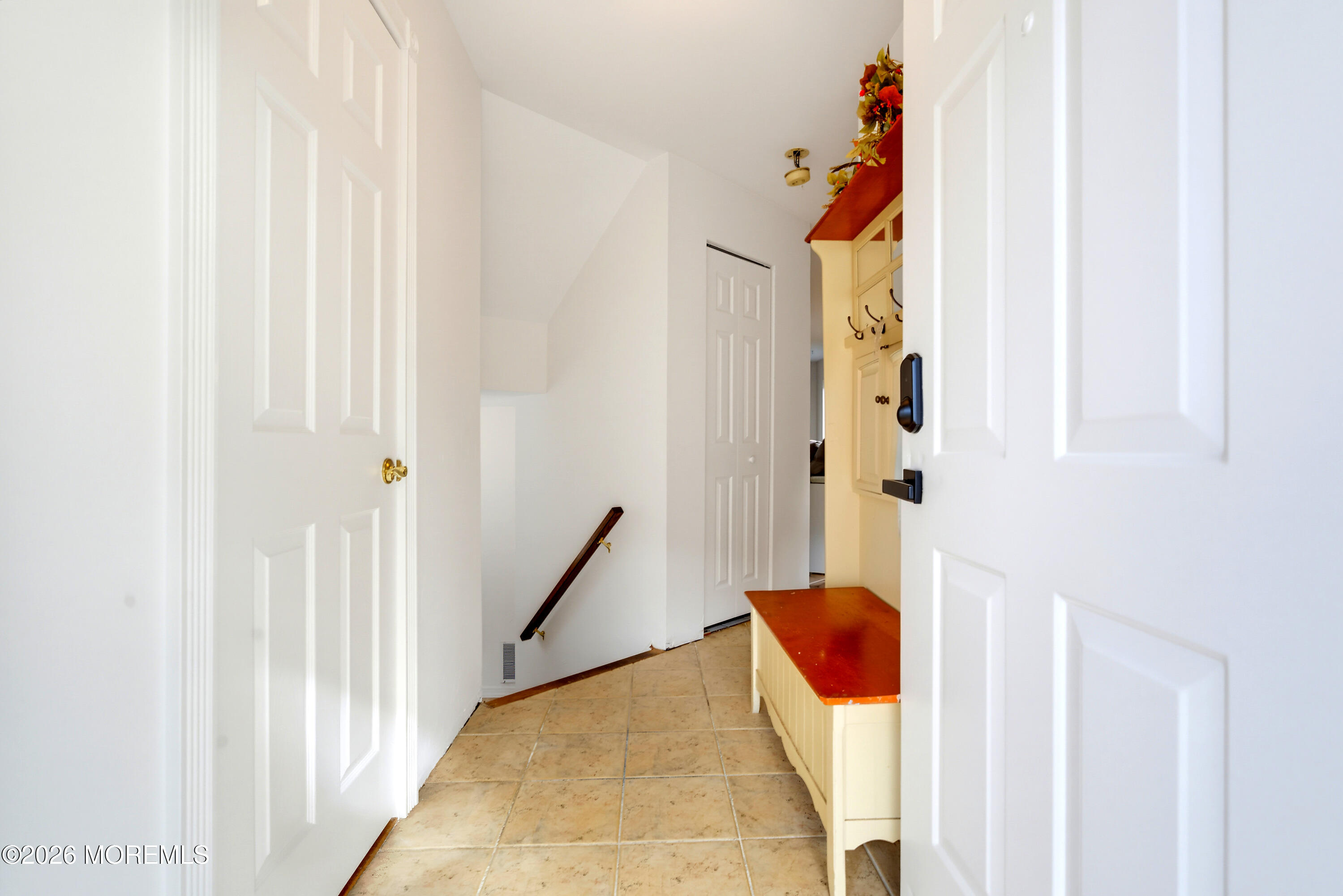 14 Oxford Lane Middletown NJ 07748