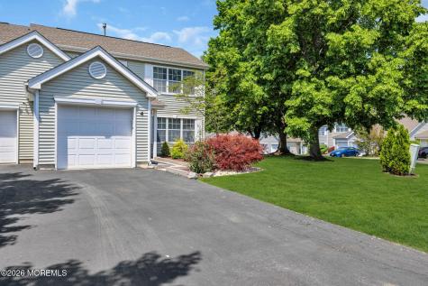 4 Aspen Lane Freehold NJ 07728