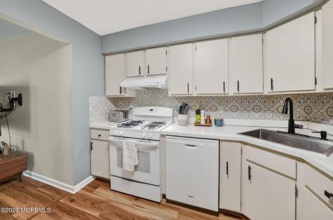 90 Deptford Court Matawan NJ 07747