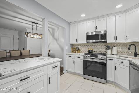 701 Zlotkin Circle Freehold NJ 07728