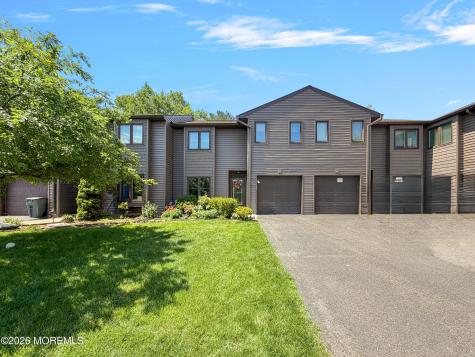 254 Plum Drive Marlboro NJ 07746