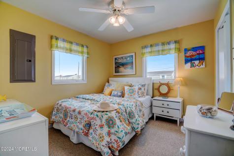 4 W Susan Avenue Long Beach Twp NJ 08008