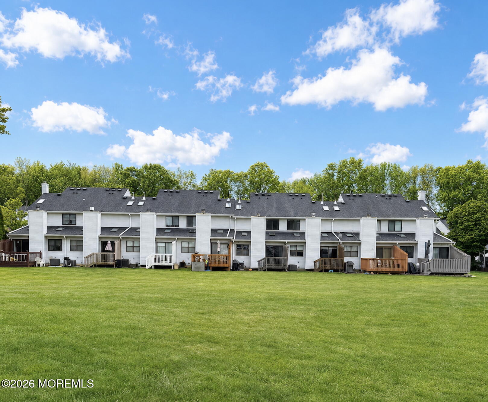 84 Chestnut Way Manalapan NJ 07726