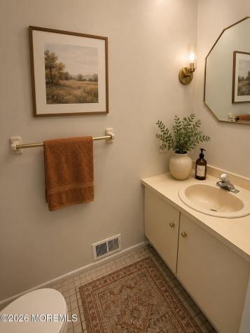 84 Chestnut Way Manalapan NJ 07726