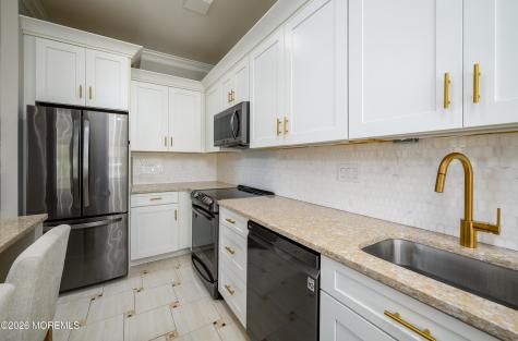 523 Trinity Place Westfield NJ 07090