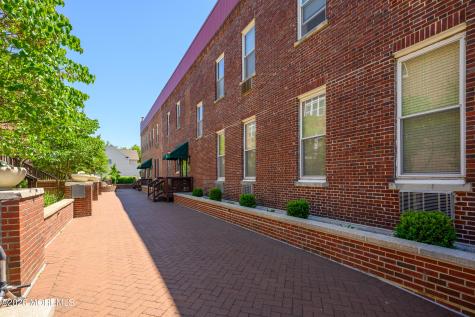 523 Trinity Place Westfield NJ 07090