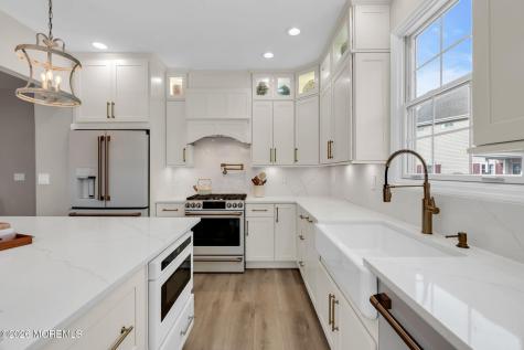 24 Smock Court Manalapan NJ 07726