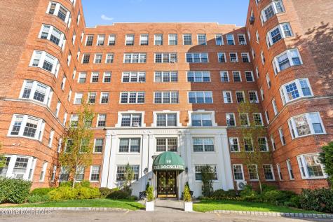 10 Crestmont Road Montclair NJ 07042