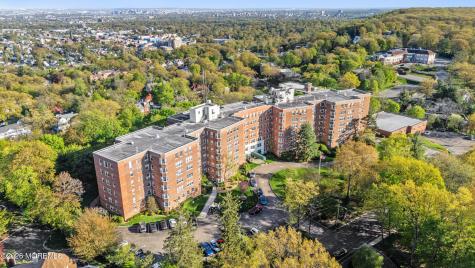 10 Crestmont Road Montclair NJ 07042