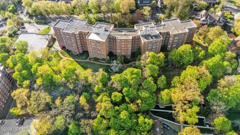 10 Crestmont Road Montclair NJ 07042