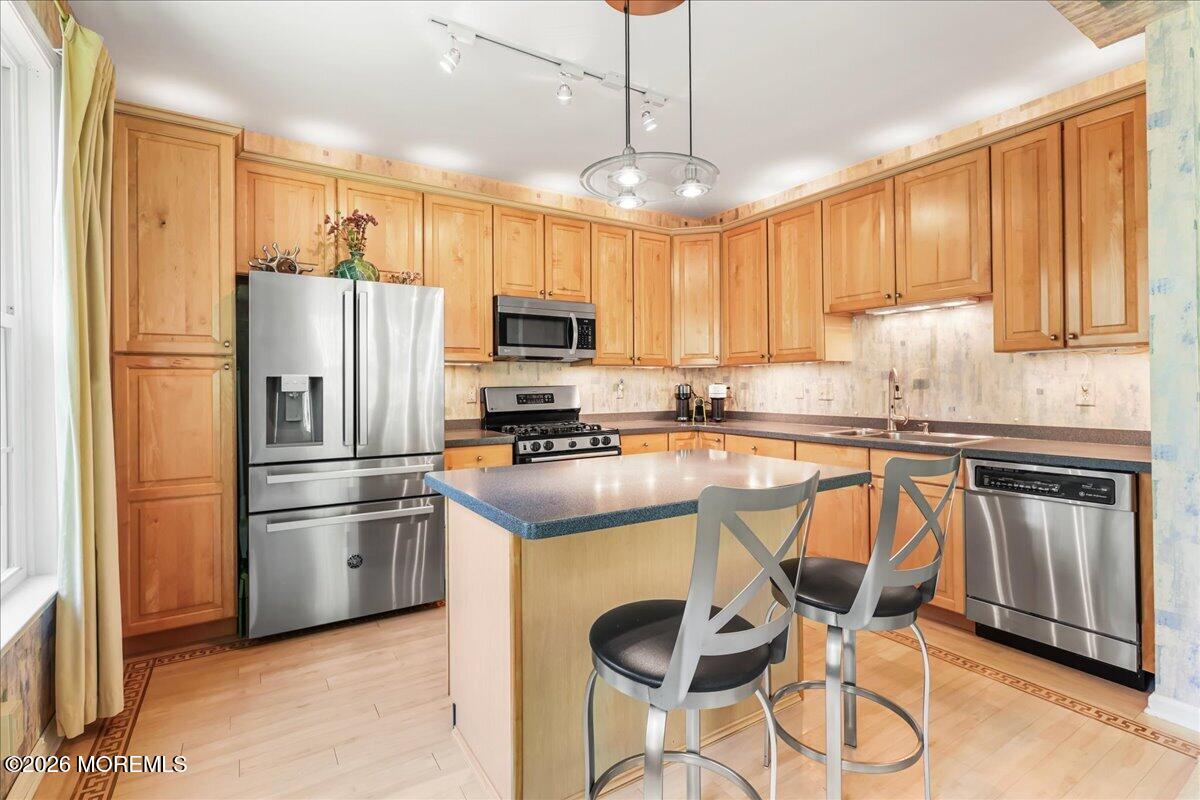 524 St Andrews Place Manalapan NJ 07726