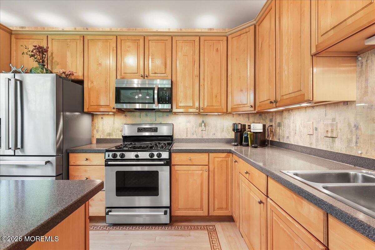 524 St Andrews Place Manalapan NJ 07726