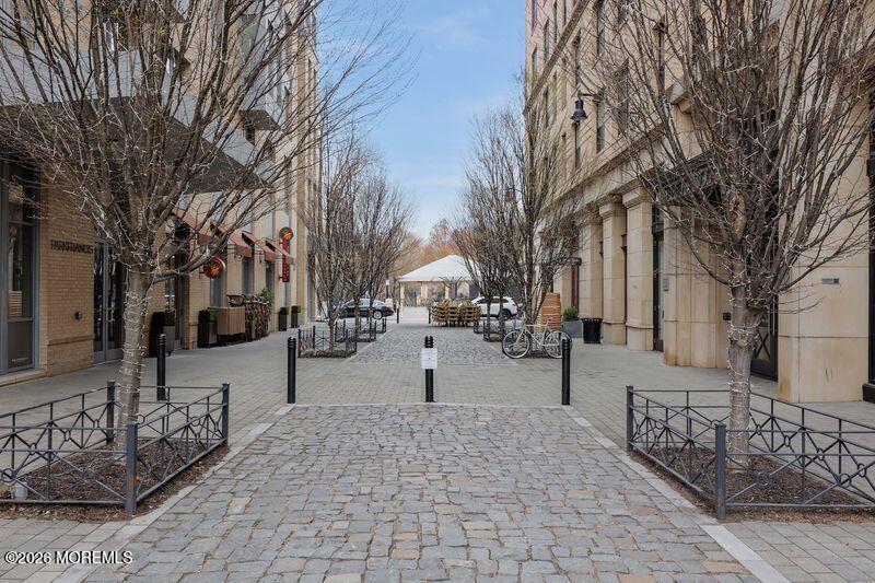 232 Pavonia Avenue Jersey City NJ 07302