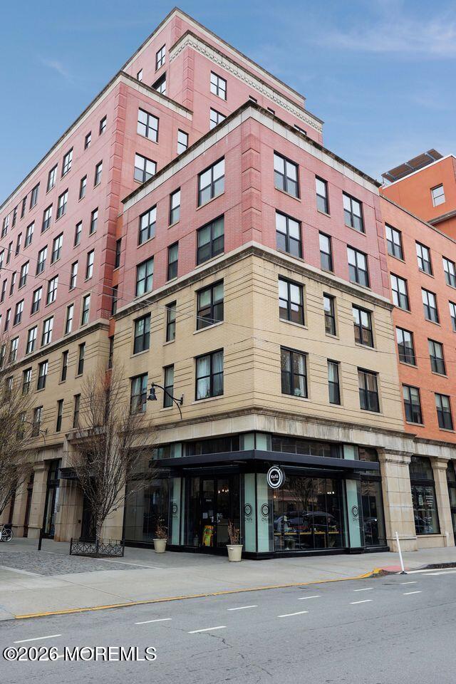 232 Pavonia Avenue Jersey City NJ 07302