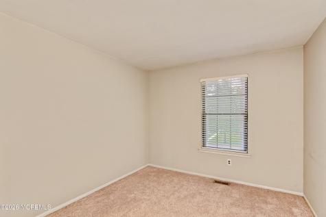 76 Bradford Court Aberdeen NJ 07747