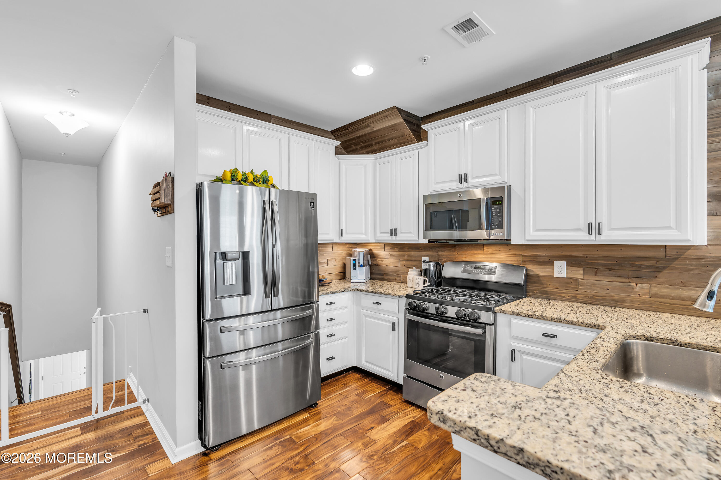 33 Jake Drive Tinton Falls NJ 07712