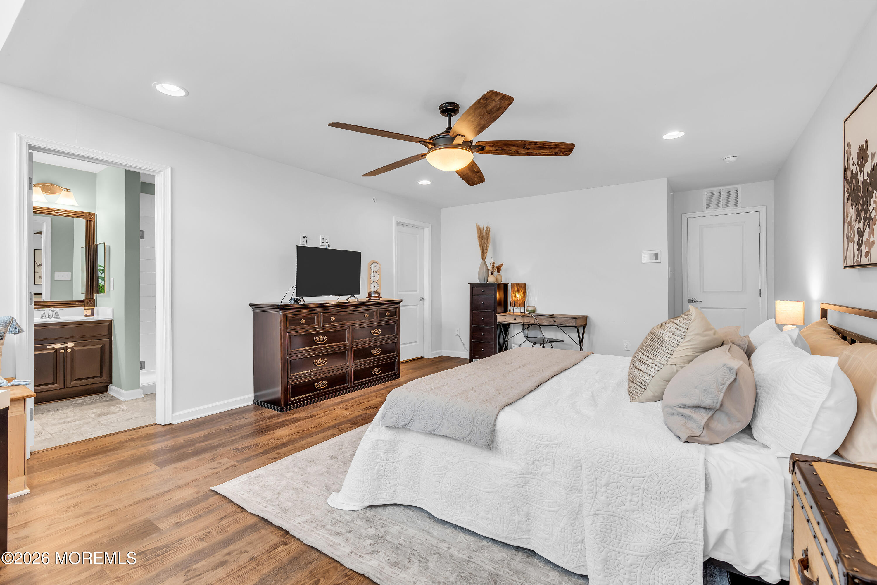 33 Jake Drive Tinton Falls NJ 07712