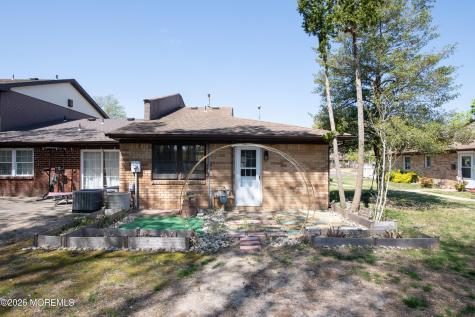 106 Belinda Court Brick NJ 08724