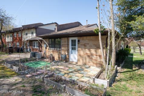 106 Belinda Court Brick NJ 08724
