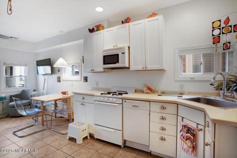 34 W Rutherford Lane Lavallette NJ 08735
