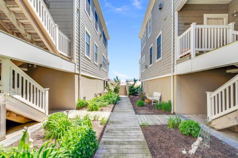 209-4 Beachfront Manasquan NJ 08736
