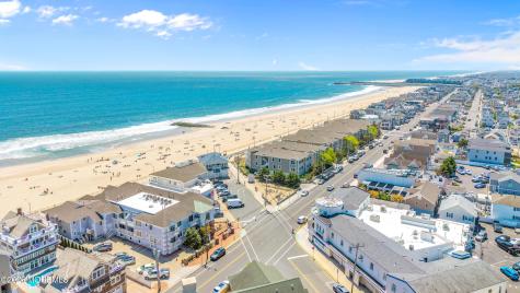 209-4 Beachfront Manasquan NJ 08736