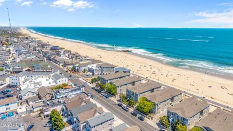 209-4 Beachfront Manasquan NJ 08736