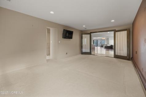 9E Cove Lane North Bergen NJ 07047