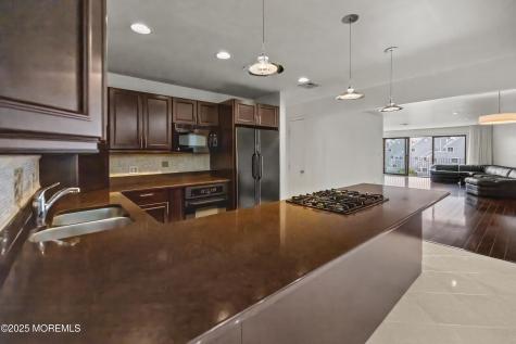 9E Cove Lane North Bergen NJ 07047