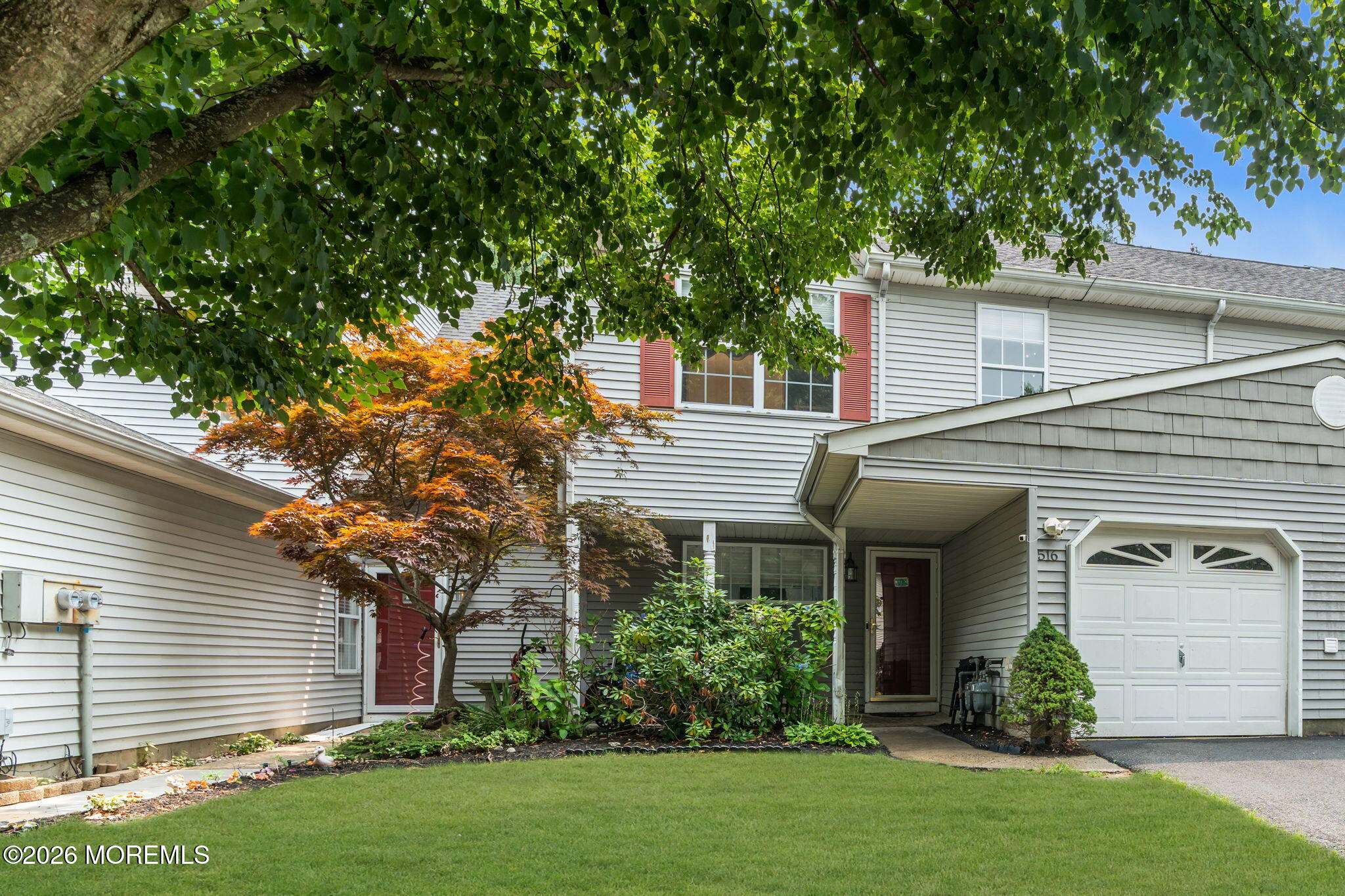 516 Woodbine Lane Lakewood NJ 08701