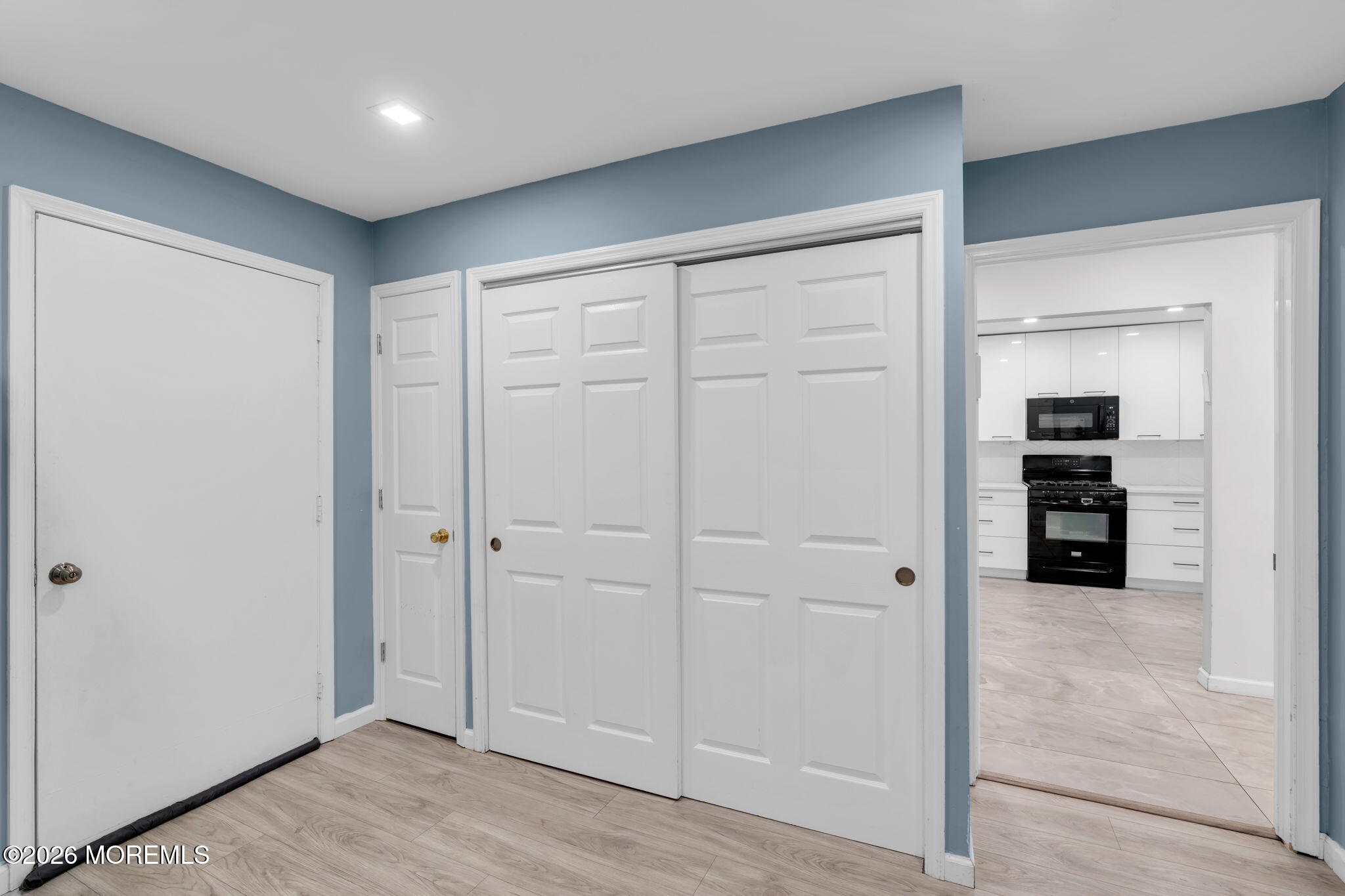 516 Woodbine Lane Lakewood NJ 08701
