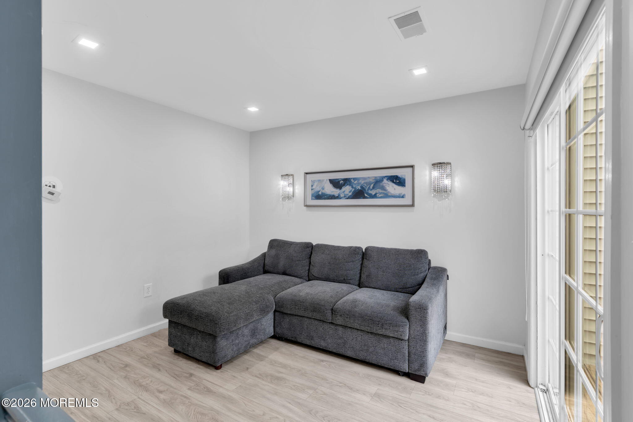516 Woodbine Lane Lakewood NJ 08701