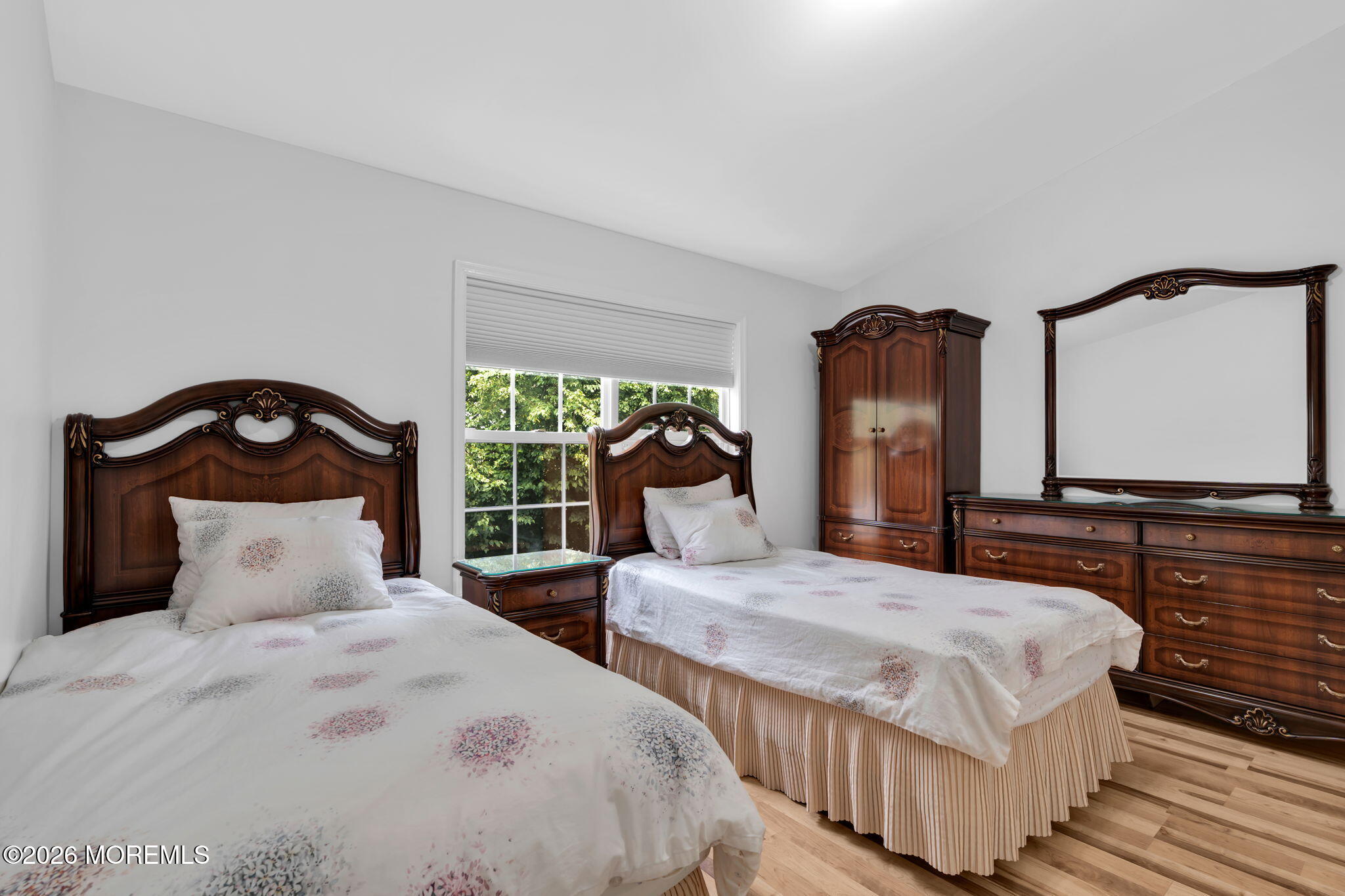 516 Woodbine Lane Lakewood NJ 08701